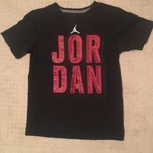 Boys Jordan shirt. Size M. 10/12